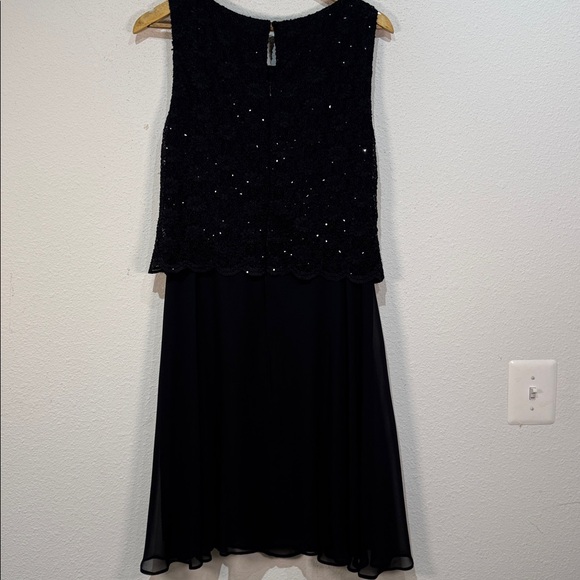 Connected Apparel Little Black Sleeveless Jewel Dress Size 14 - Picture 4 of 5